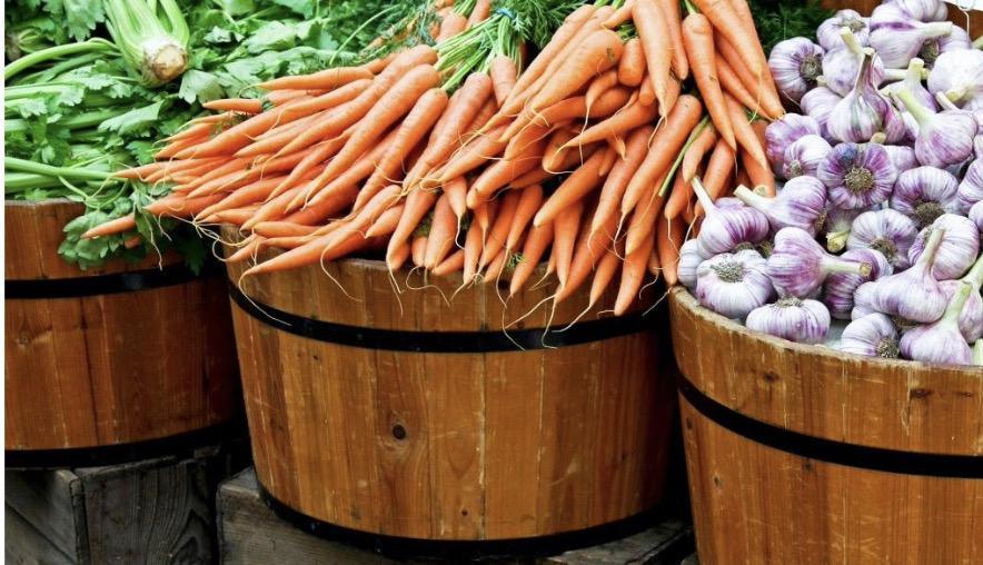🛍️ Guida ai Mercati Settimanali del Garda e Dintorni