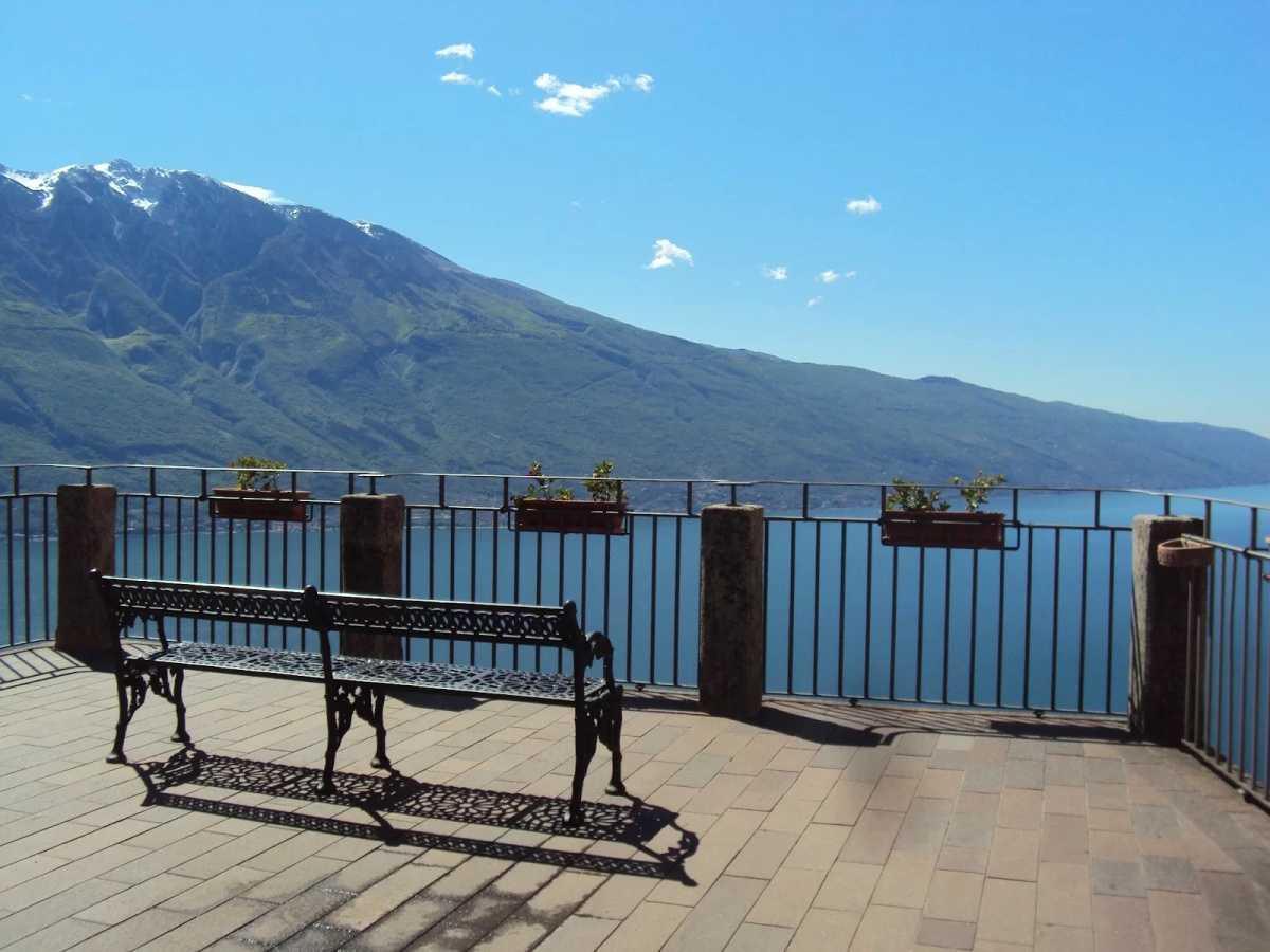 I punti panoramici più belli del Lago di Garda: 6 luoghi da non perdere I punti panoramici più belli del Lago di Garda: 6 luoghi da non perdere