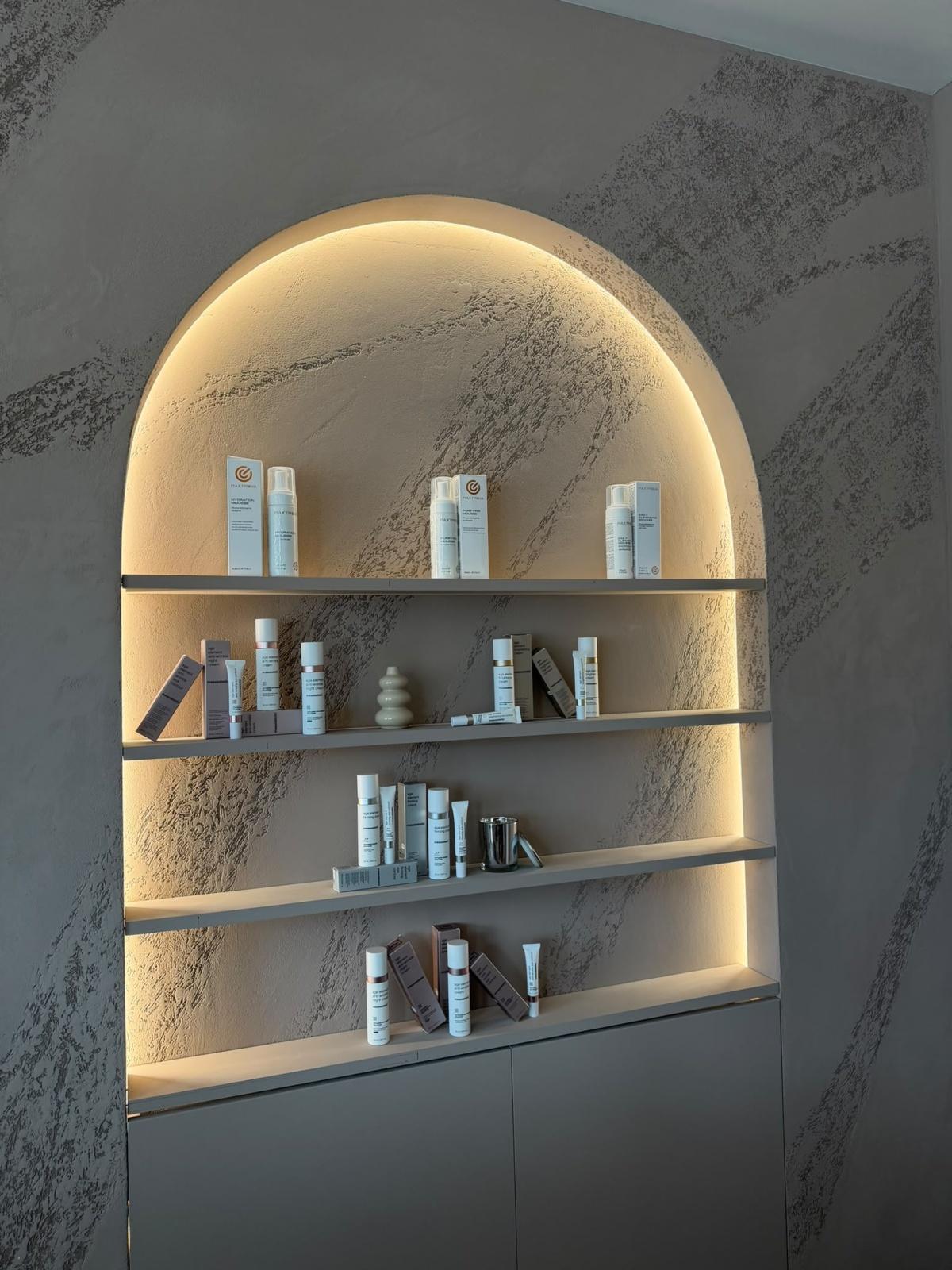 Aurea Beauty Studio & Academy Aurea Beauty Studio & Academy