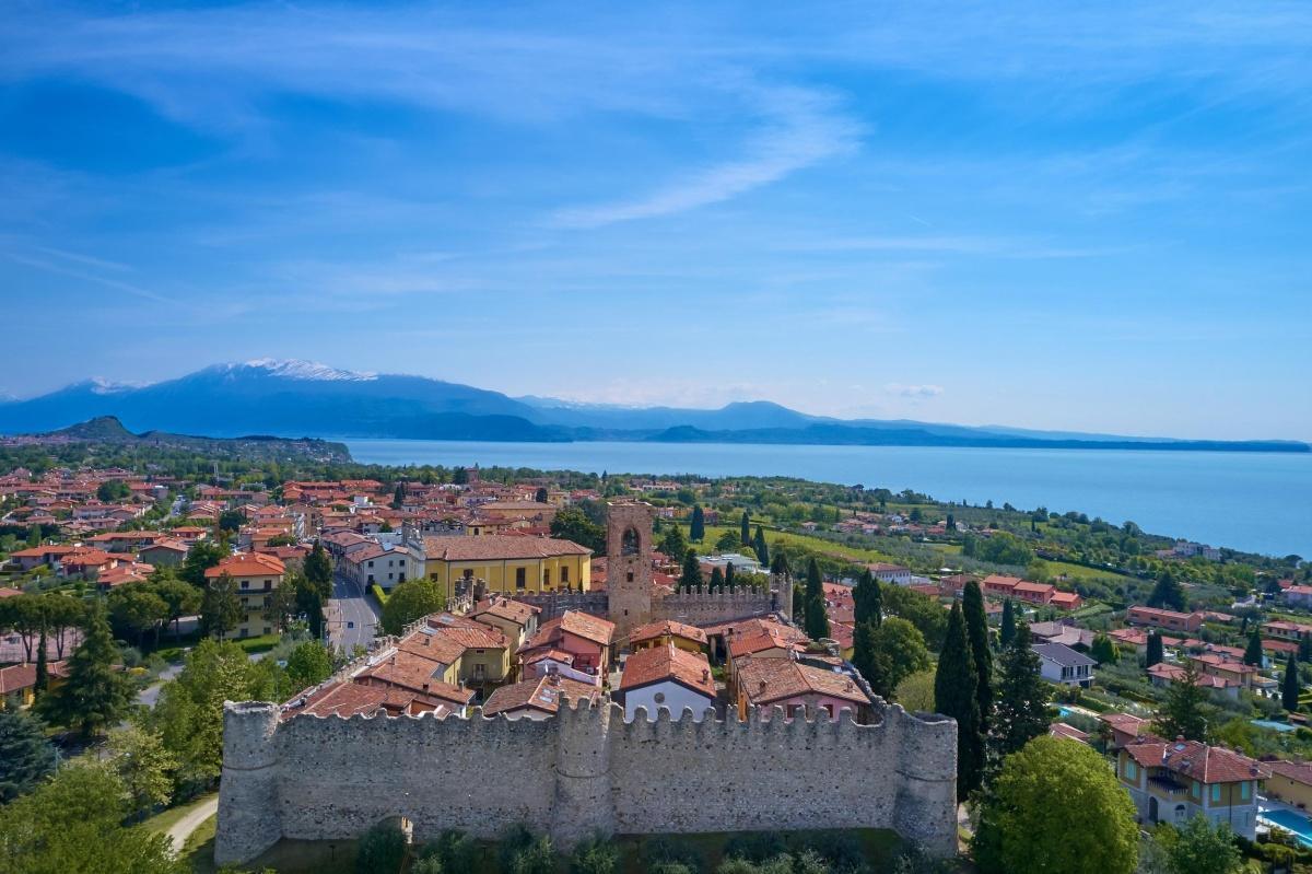 Il fascino del Basso Garda: itinerario tra le quattro rocche medievali