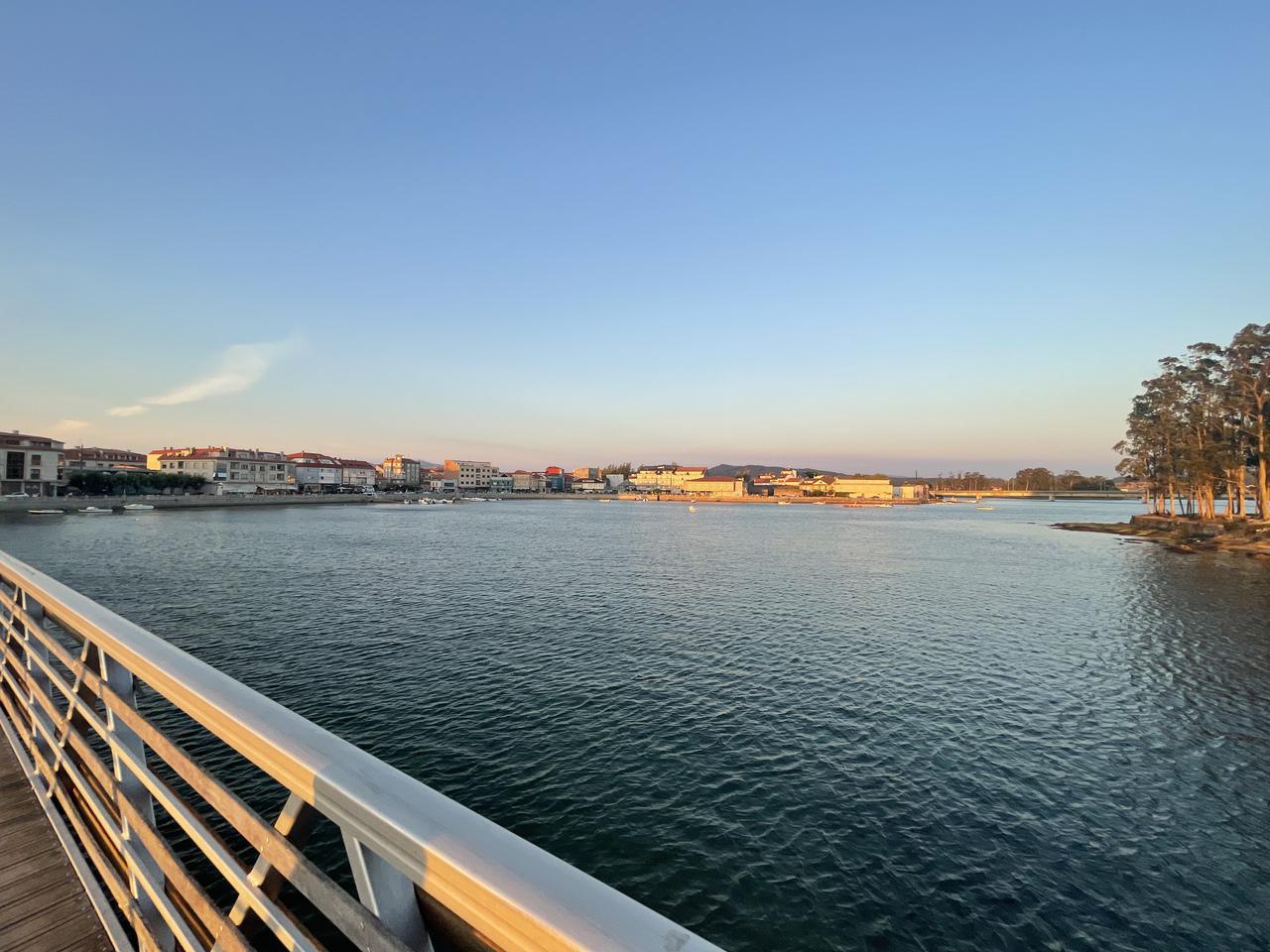 21769645-0511-42B9-9B6D-6100FD53D9A9