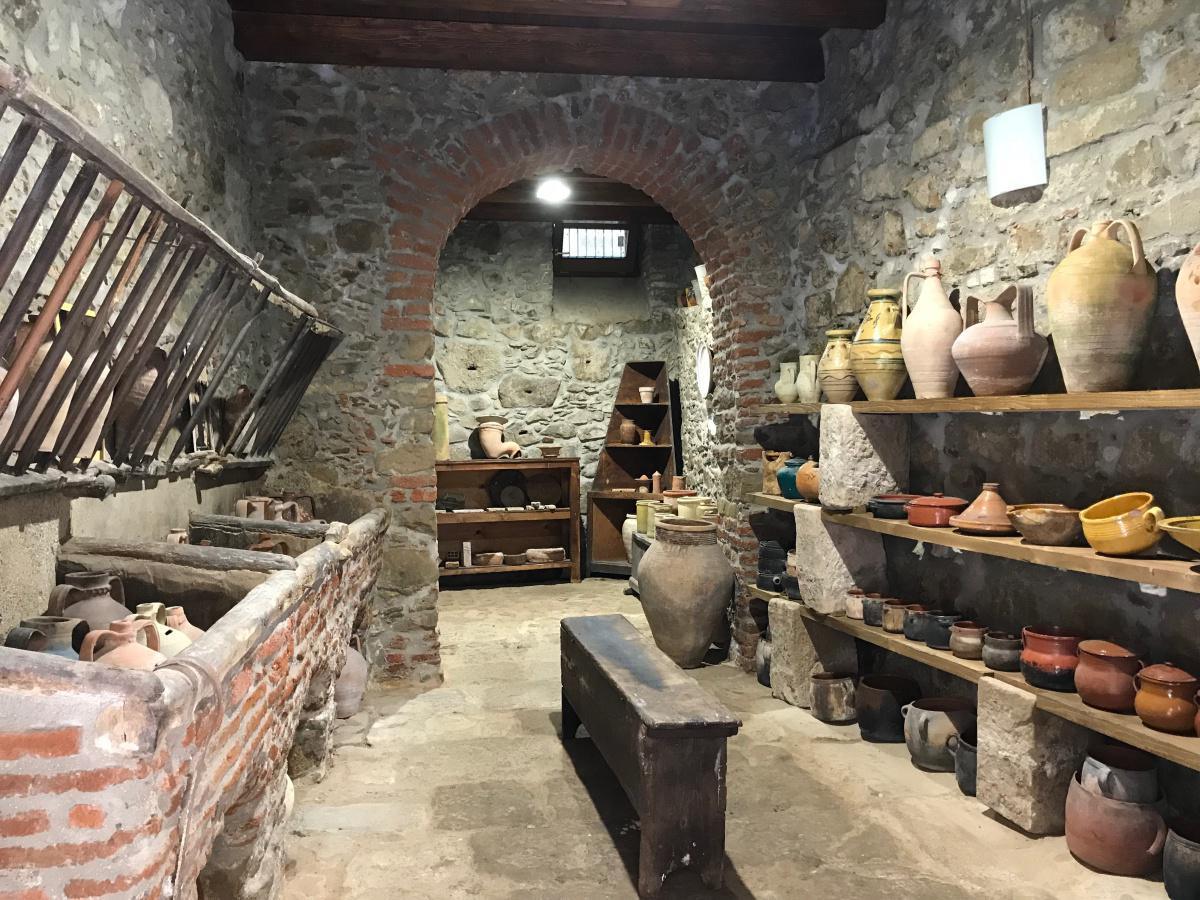 Museo "La Ceramica d'uso in Sicilia" - Museum "Everyday Ceramics in Sicily"