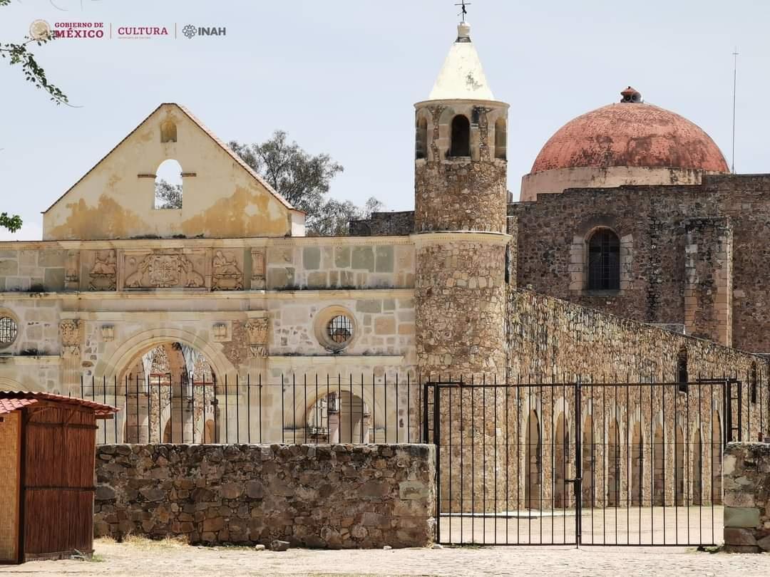 EX CONVENTO DE CUILAPAM DE GUERRERO EX CONVENTO DE CUILAPAM DE GUERRERO