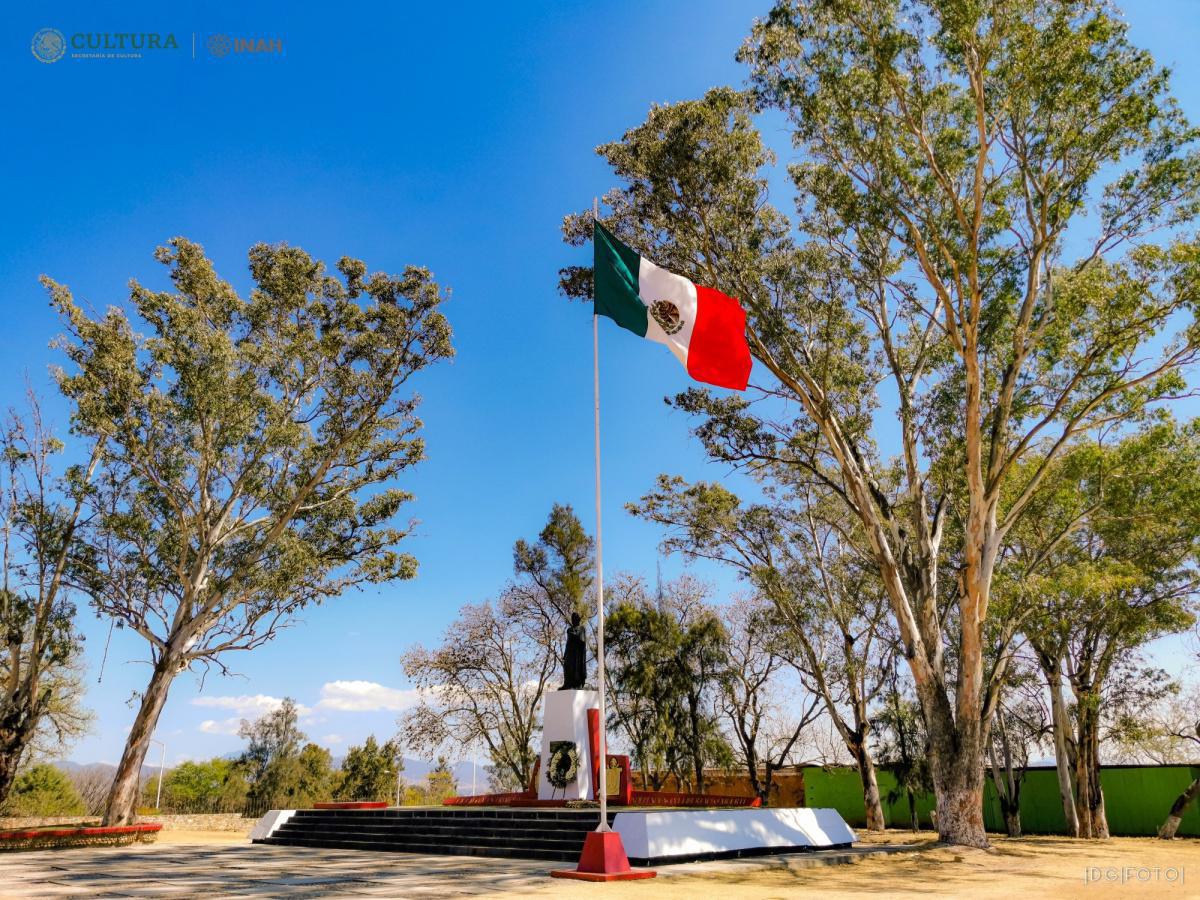 EX CONVENTO DE CUILAPAM DE GUERRERO EX CONVENTO DE CUILAPAM DE GUERRERO