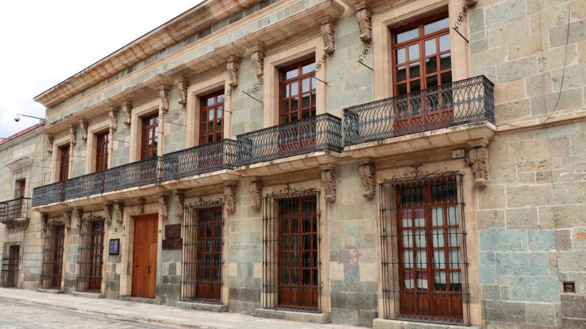 BIBLIOTECA PÚBLICA CENTRAL BIBLIOTECA PÚBLICA CENTRAL