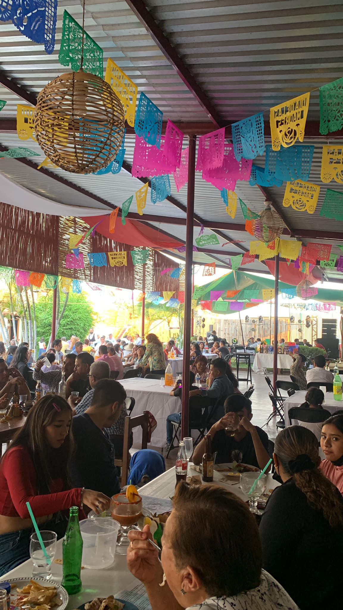 MARISQUERIA CLARO DE LUNA MARISQUERIA CLARO DE LUNA