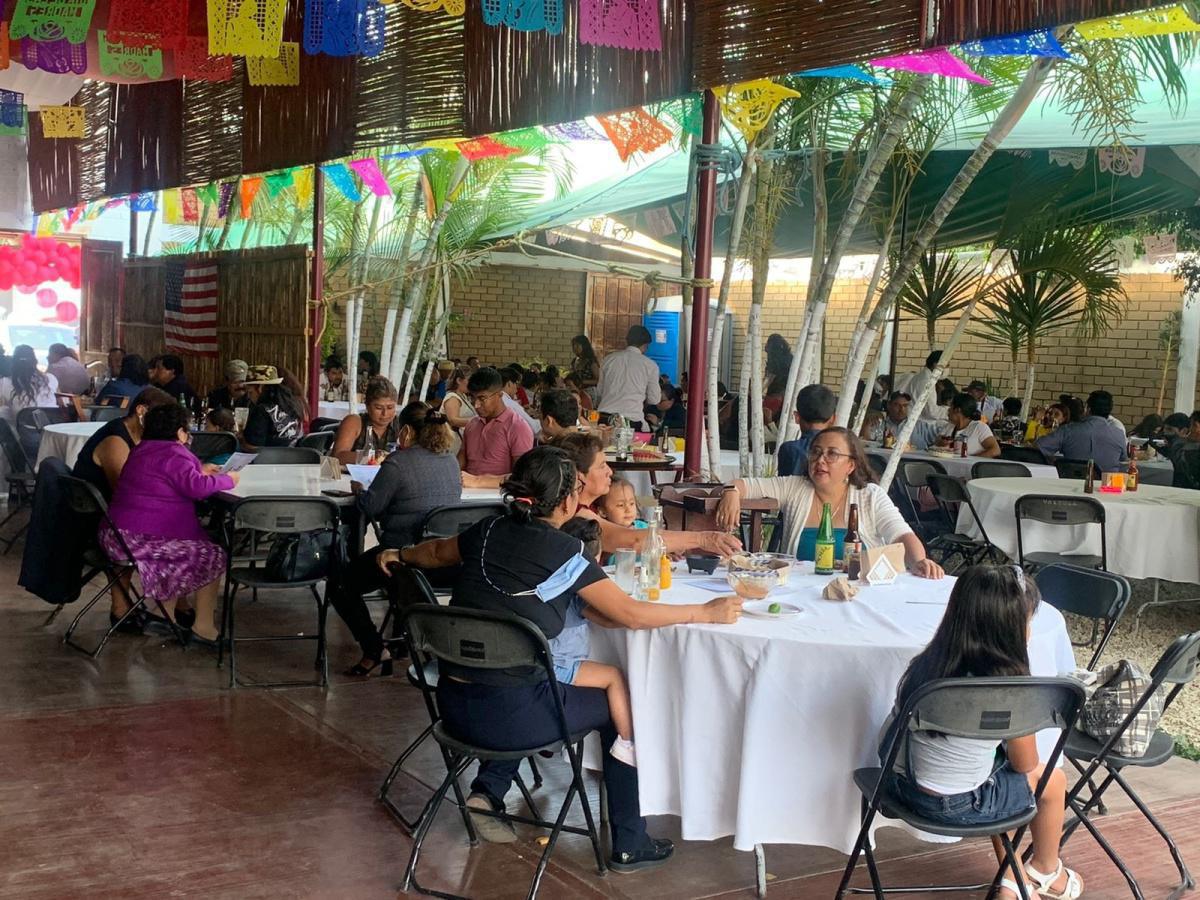 MARISQUERIA CLARO DE LUNA MARISQUERIA CLARO DE LUNA