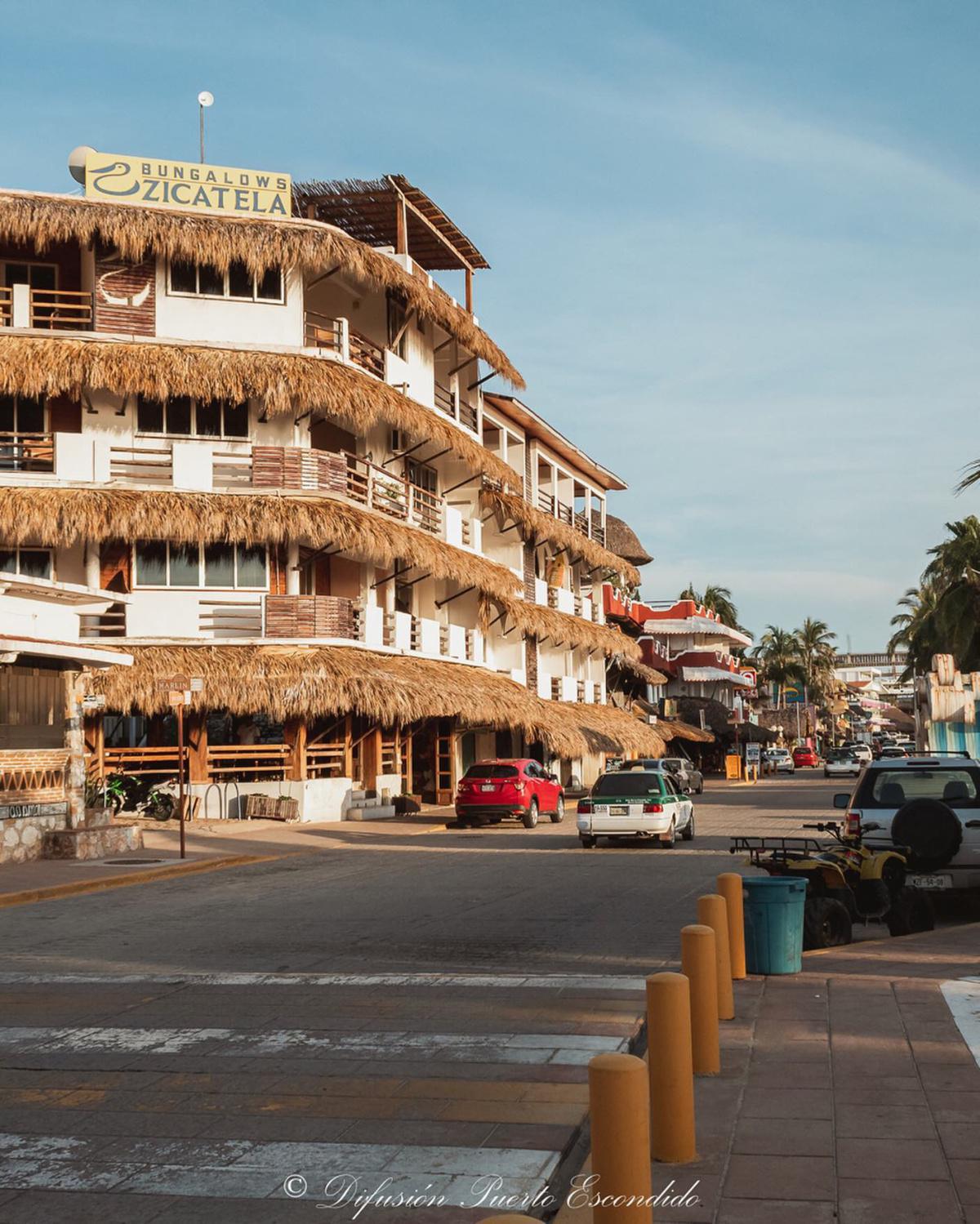 PLAYA ZICATELA PLAYA ZICATELA