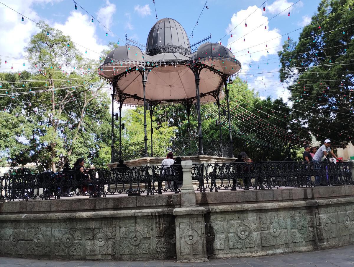 ZOCALO DE LA CIUDAD DE OAXACA ZOCALO DE LA CIUDAD DE OAXACA