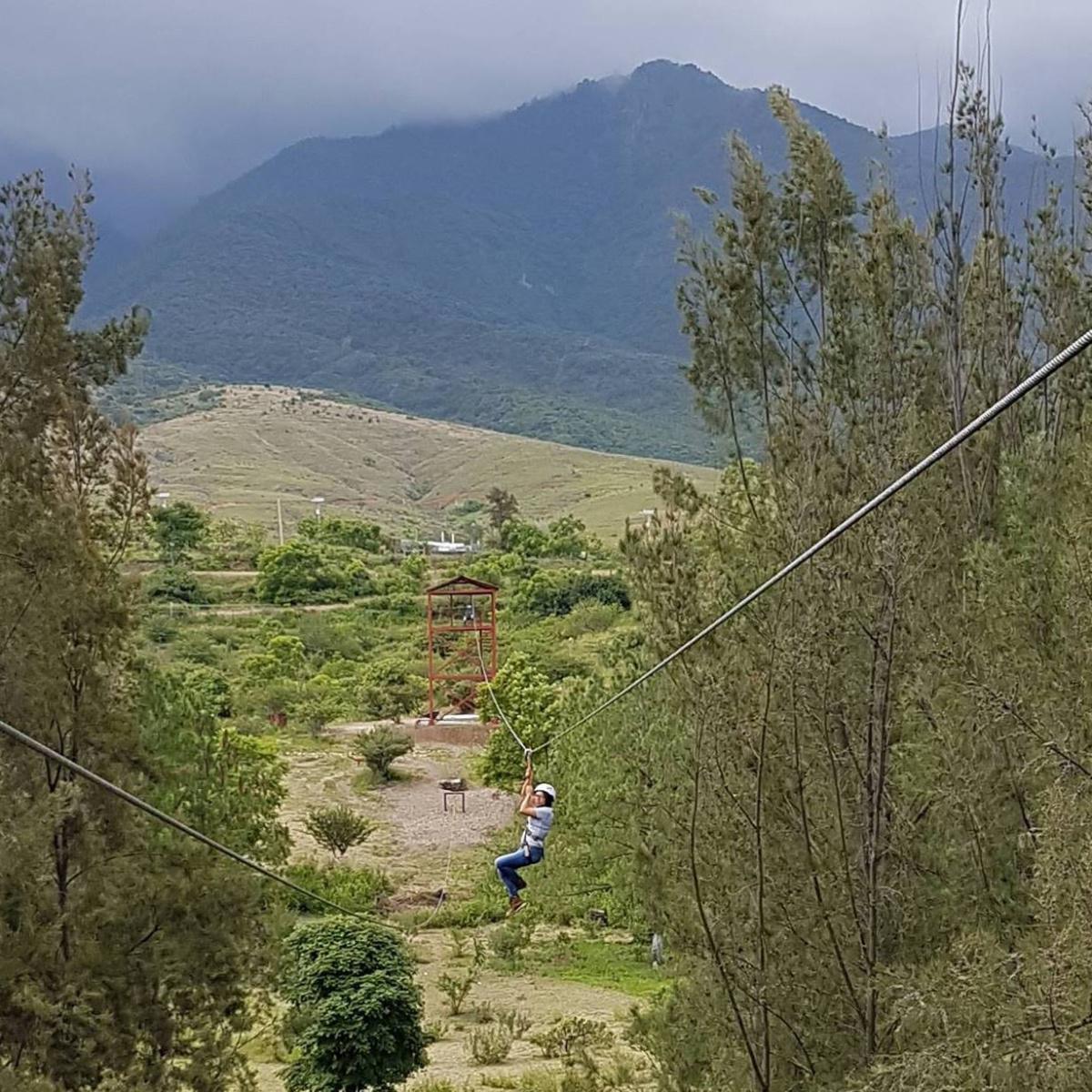 PARQUE ECOTURÍSTICO HUAYAPAM PARQUE ECOTURÍSTICO HUAYAPAM