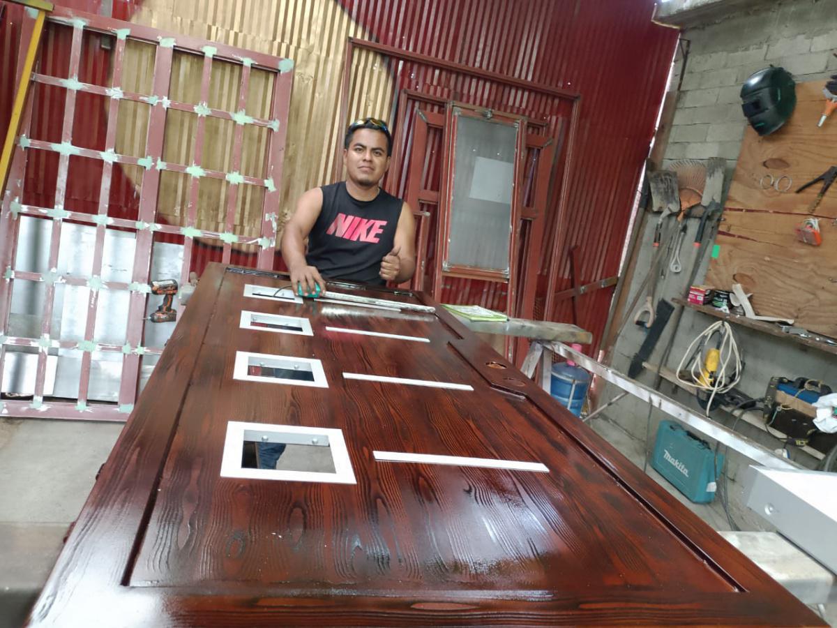 BALCONERÍA Y HERRERÍA HERGUZ BALCONERÍA Y HERRERÍA HERGUZ