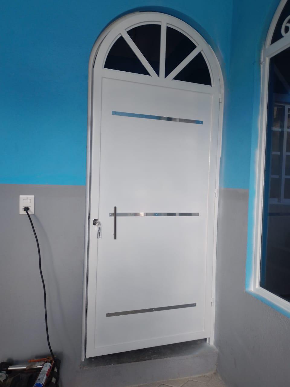 BALCONERÍA Y HERRERÍA HERGUZ BALCONERÍA Y HERRERÍA HERGUZ