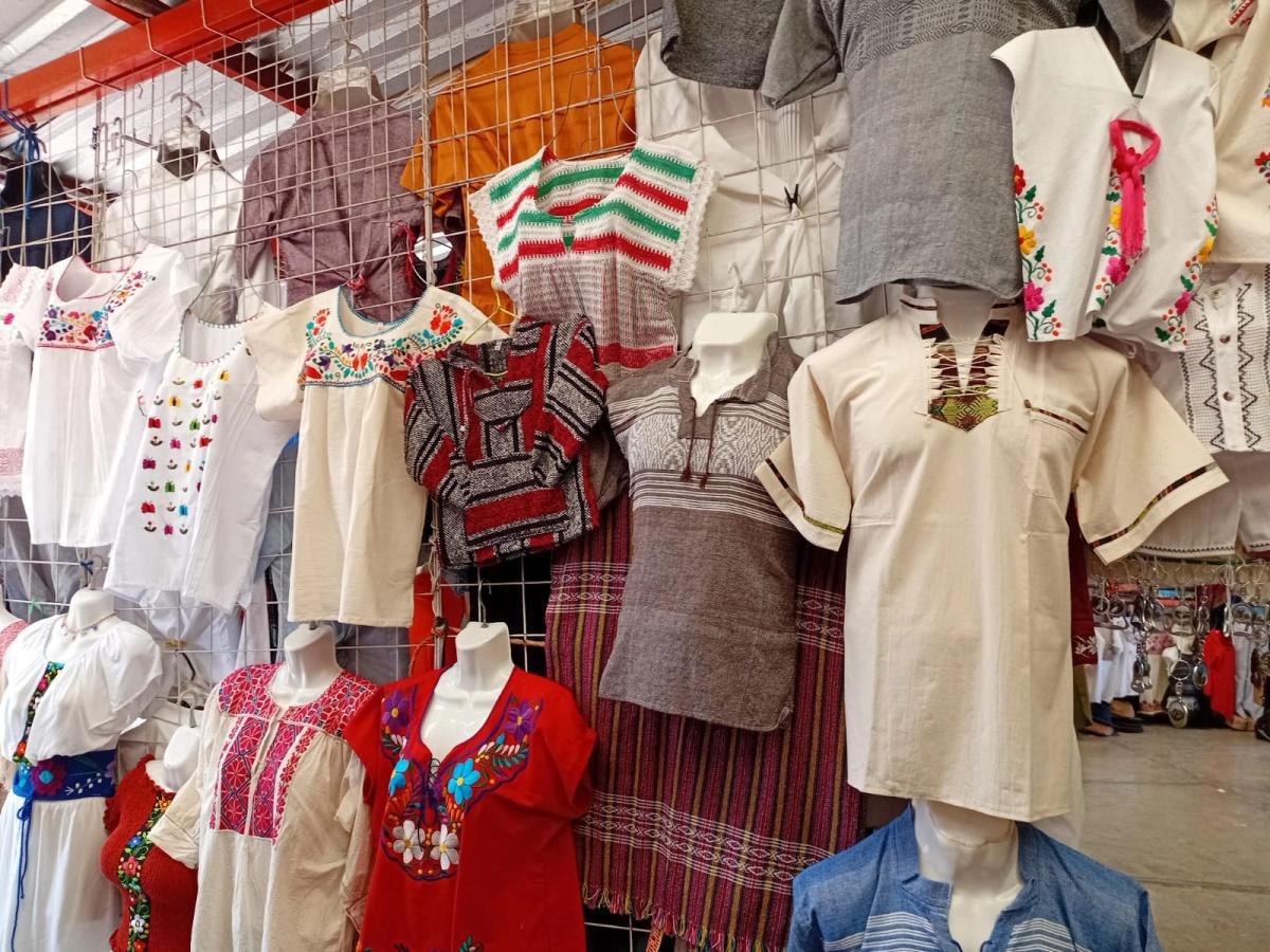 MERCADO DE ARTESANIAS EL TULE MERCADO DE ARTESANIAS EL TULE