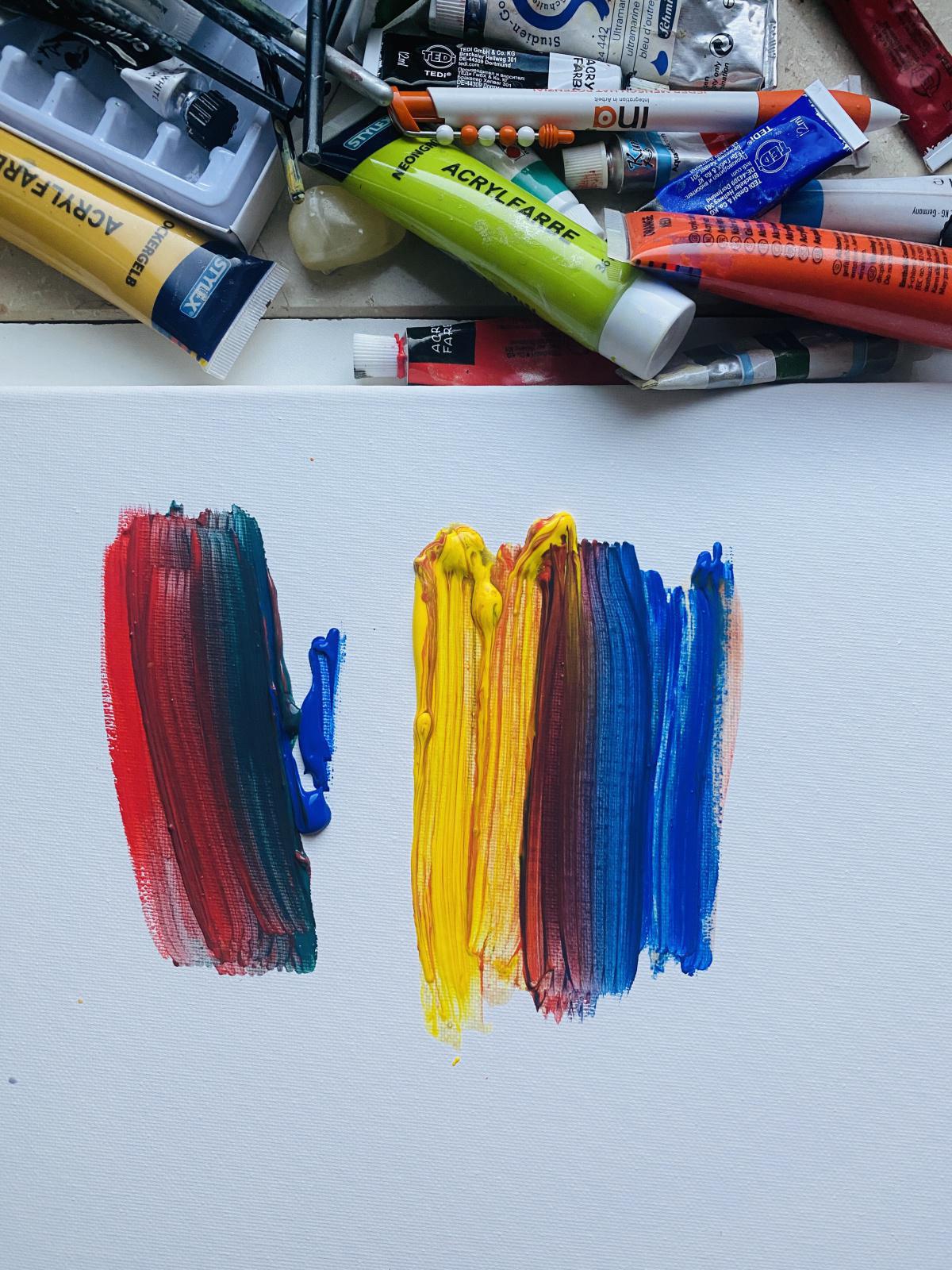 Malen mit Primärfarben: Einfach und kreativ Malen mit Primärfarben: Einfach und kreativ