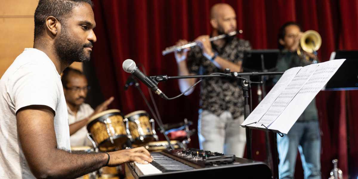Retour sur le concert de Guillaume Ramaye à Ste Suzanne Retour sur le concert de Guillaume Ramaye à Ste Suzanne