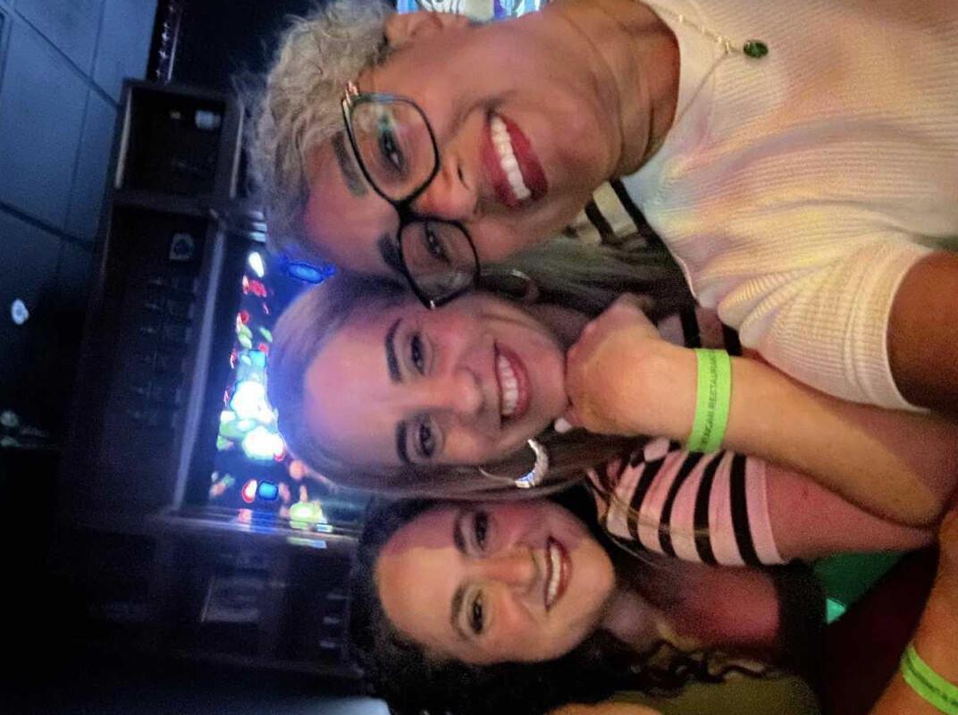 COURAGE! From class to the crowd — Laura showed up, danced, and made it happen! 👑✨