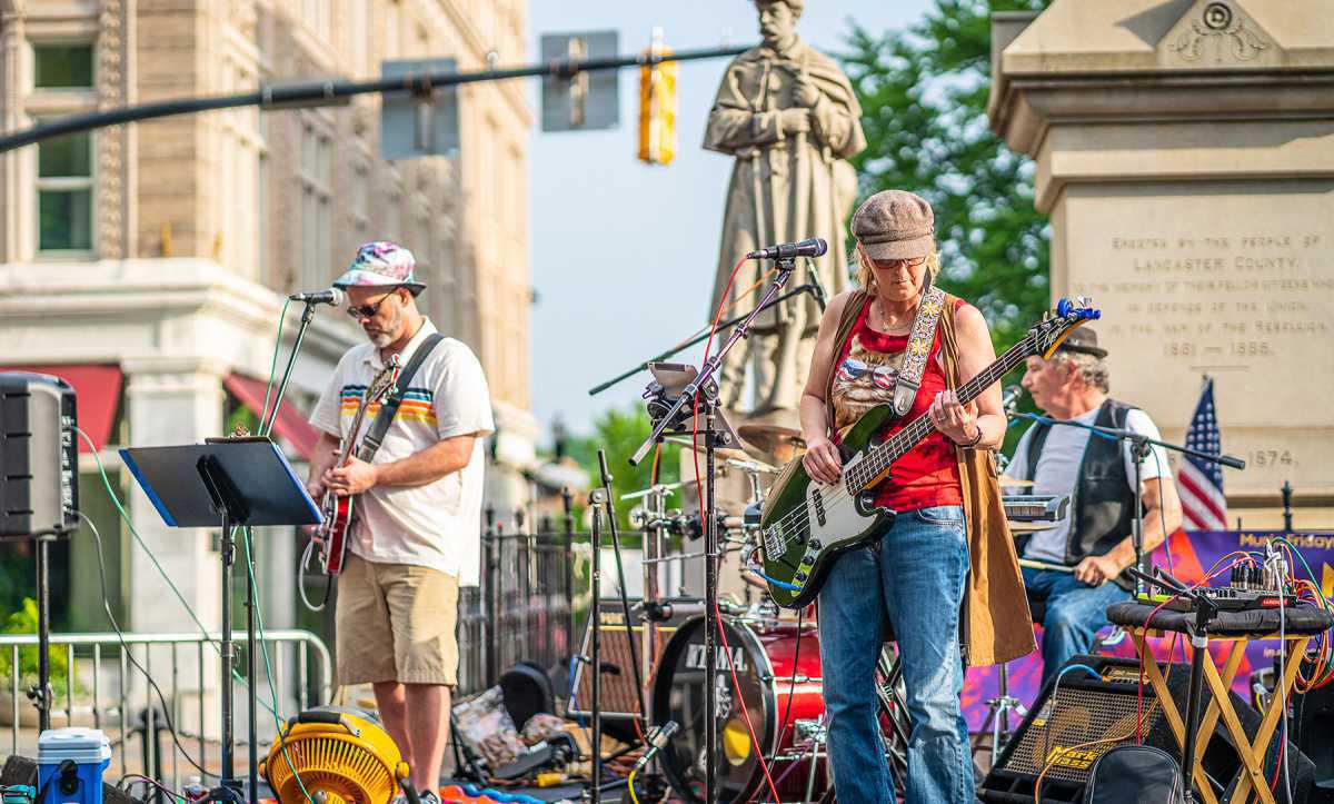 MUSIC FRIDAYS MUSIC FRIDAYS