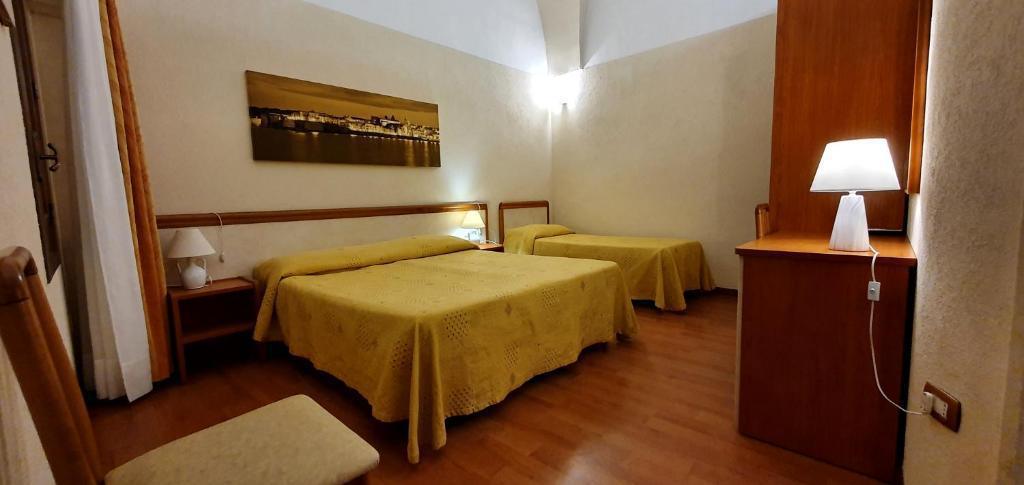 Via Primaldo Camere Via Primaldo Camere