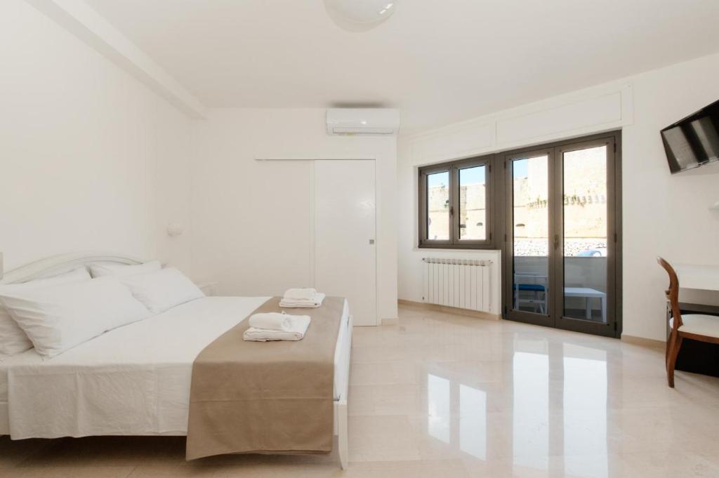 Castello d'Otranto Castello d'Otranto