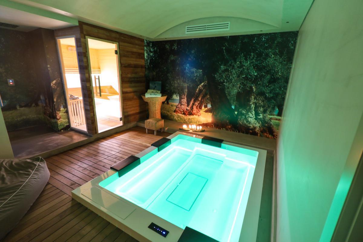 L'ESSENZA SPA L'ESSENZA SPA