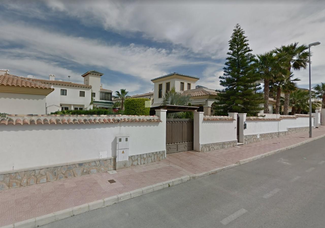 RESID.MANUELA CDAD_QUESADA2