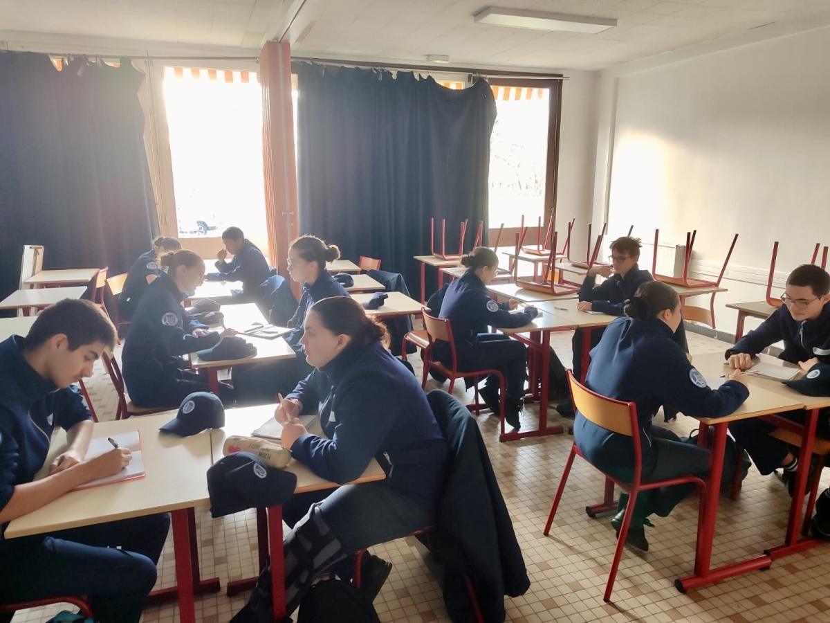 Samedi 30 novembre 2024 Formation des Cadets de la Gendarmerie des Landes Samedi 30 novembre 2024 Formation des Cadets de la Gendarmerie des Landes