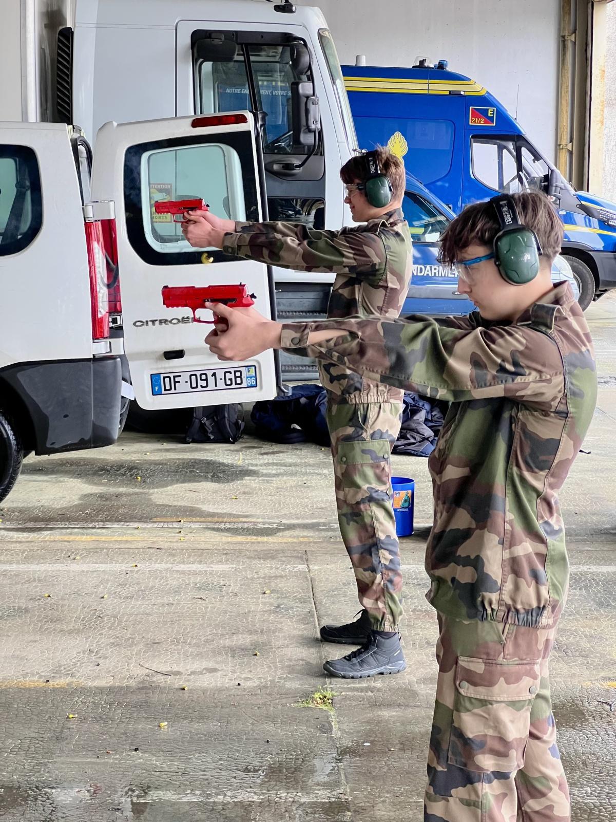 Formation des Cadets Gendarmerie des Landes - 24 avril 2025 Formation des Cadets Gendarmerie des Landes - 24 avril 2025