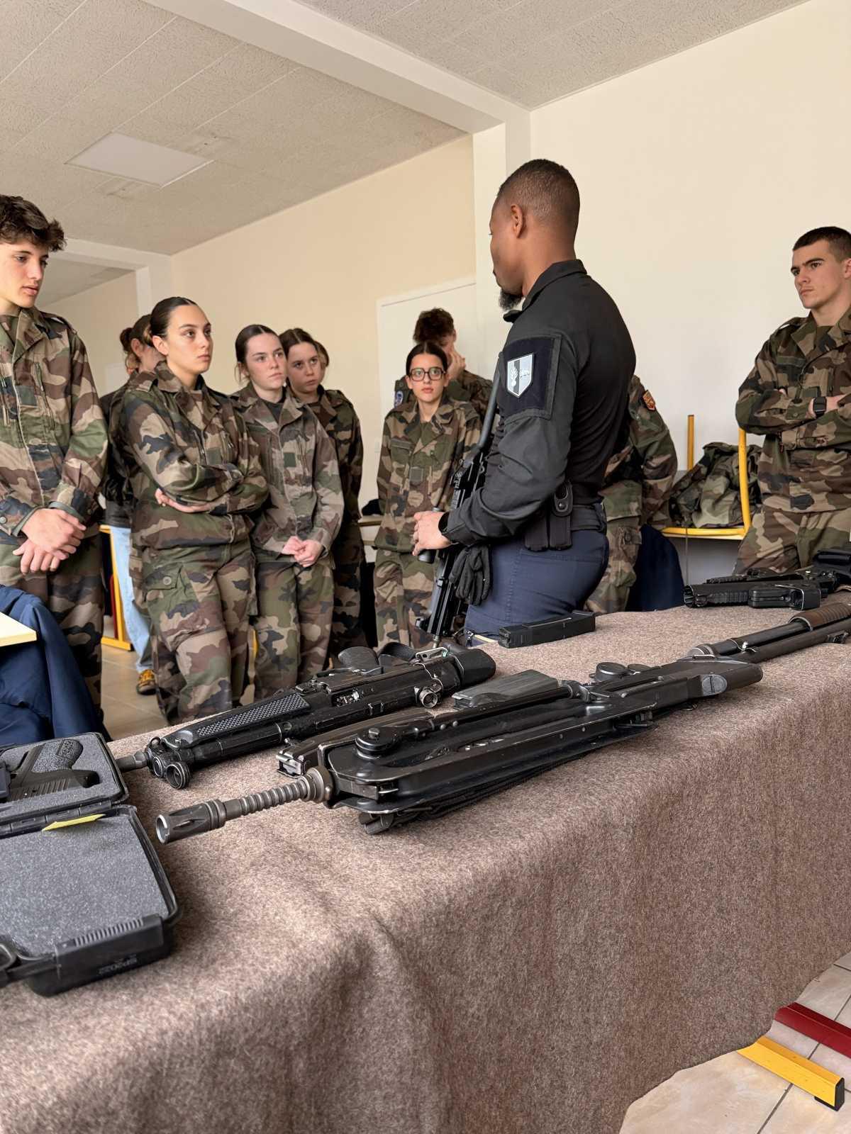 1er jour de la semaine de formation 2025/2026 des Cadets Gendarmerie des Landes 1er jour de la semaine de formation 2025/2026 des Cadets Gendarmerie des Landes