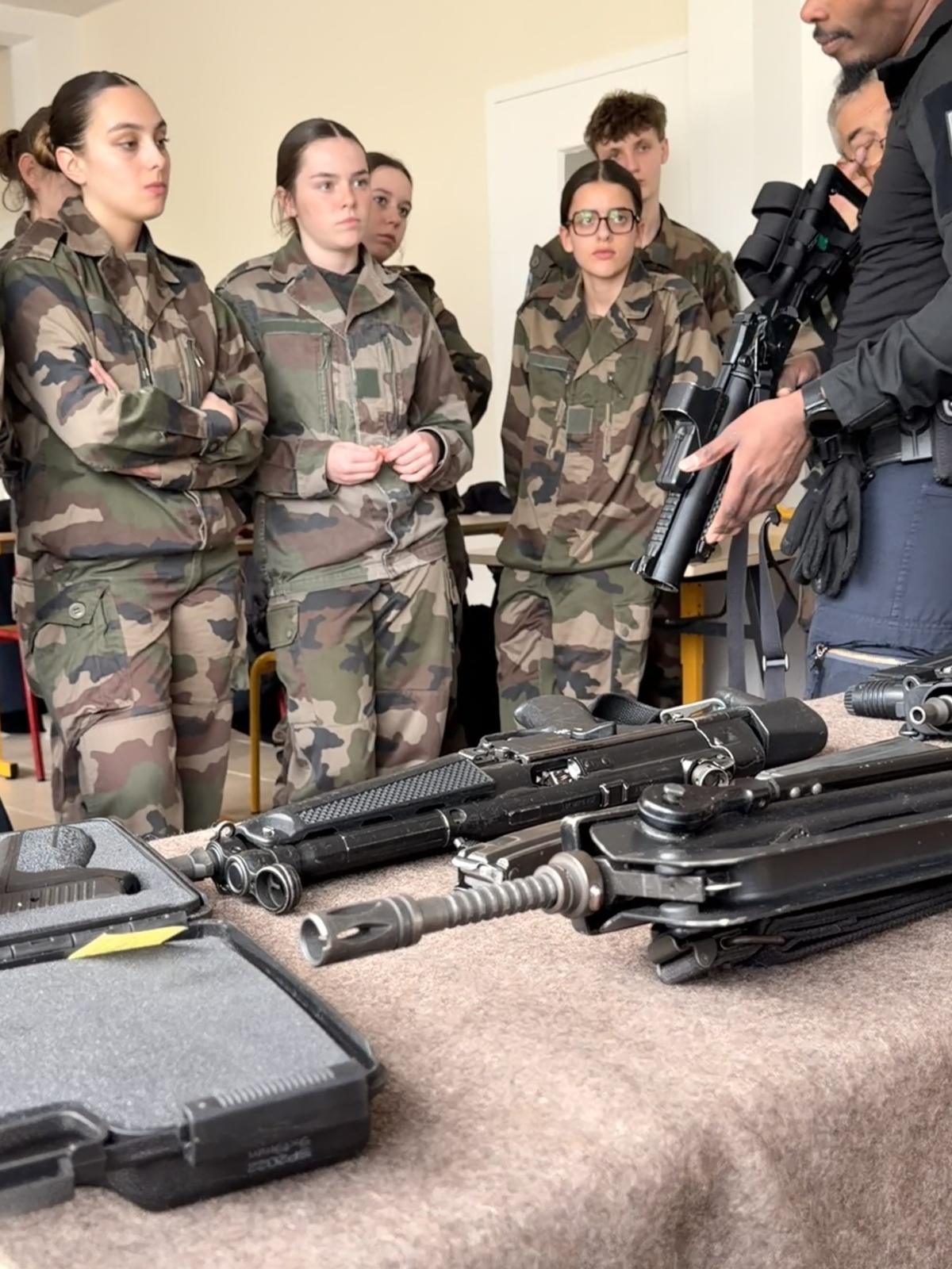 1er jour de la semaine de formation 2025/2026 des Cadets Gendarmerie des Landes 1er jour de la semaine de formation 2025/2026 des Cadets Gendarmerie des Landes