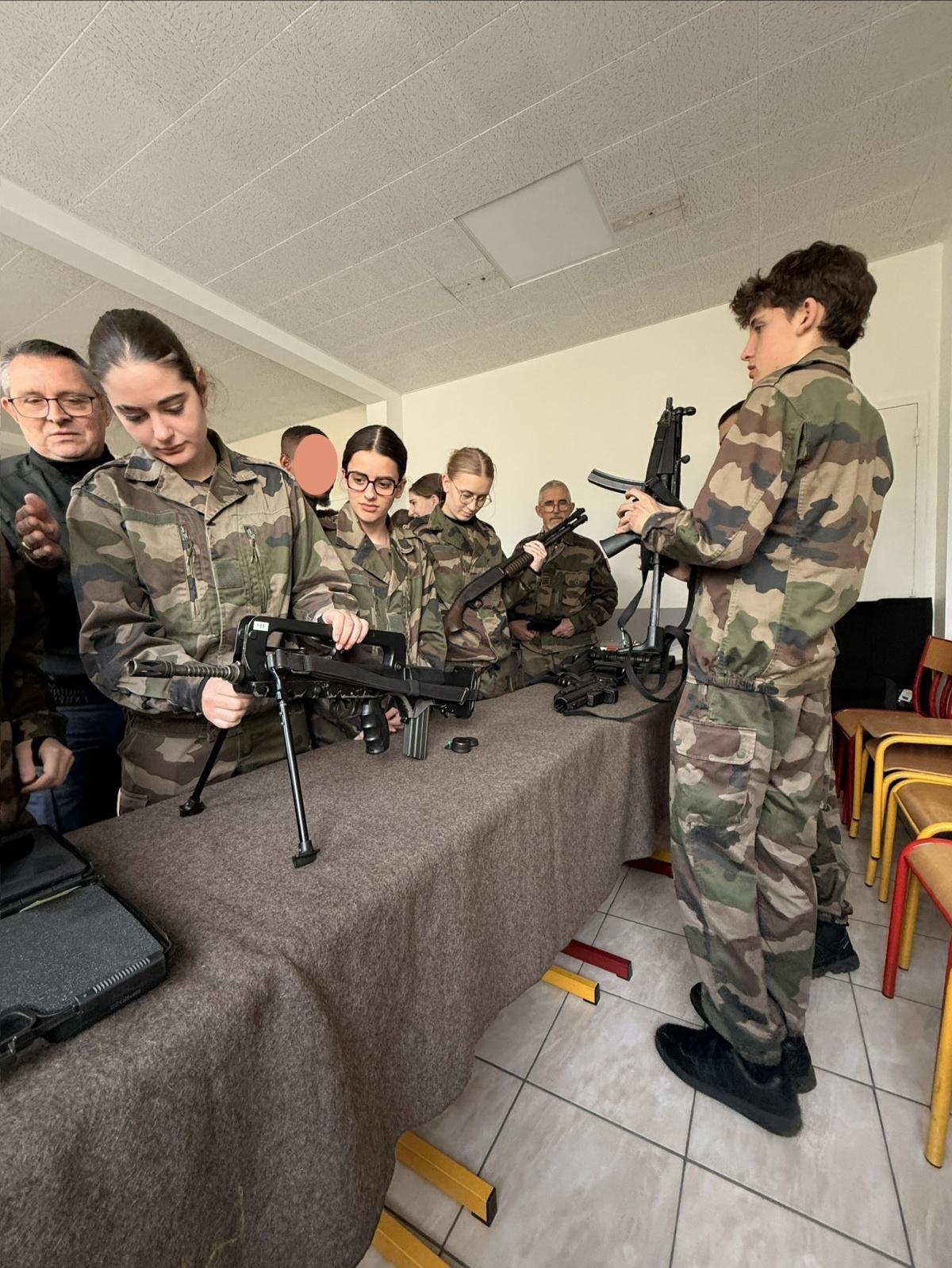 1er jour de la semaine de formation 2025/2026 des Cadets Gendarmerie des Landes 1er jour de la semaine de formation 2025/2026 des Cadets Gendarmerie des Landes