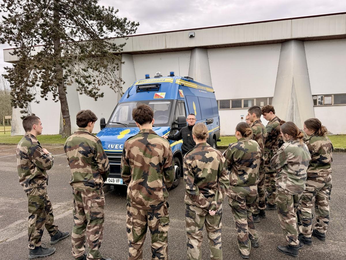 1er jour de la semaine de formation 2025/2026 des Cadets Gendarmerie des Landes 1er jour de la semaine de formation 2025/2026 des Cadets Gendarmerie des Landes