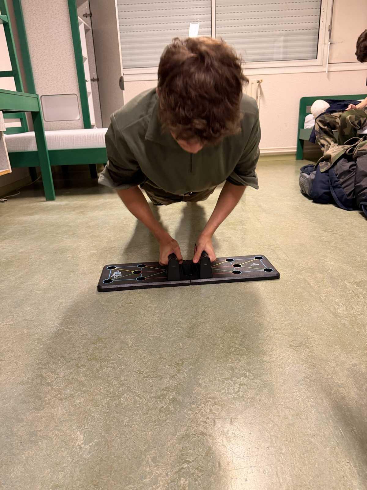 4ème jour de la semaine de formation des Cadets de la Gendarmerie des Landes 4ème jour de la semaine de formation des Cadets de la Gendarmerie des Landes