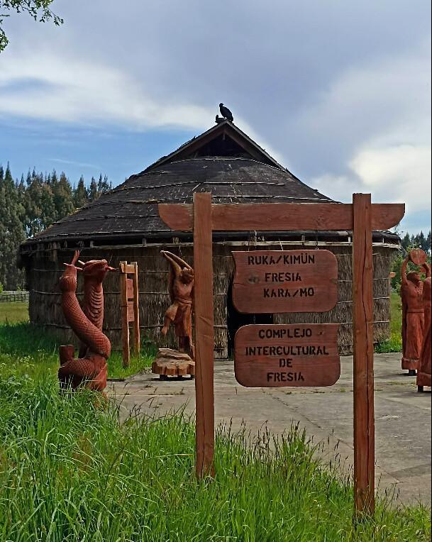 Complejo Intercultural Fresia