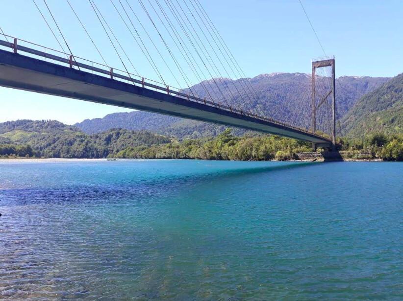Lago Yelcho y Puerto Cárdenas