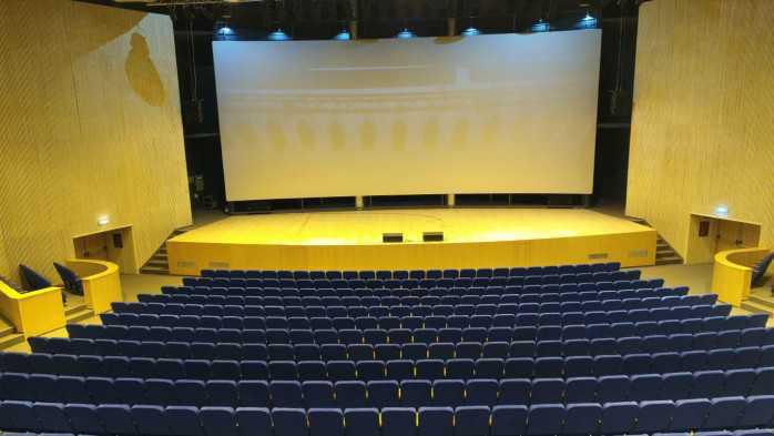 Centrul Multifuncțional Educativ pentru Tineret “Jean Constantin” Centrul Multifuncțional Educativ pentru Tineret “Jean Constantin”