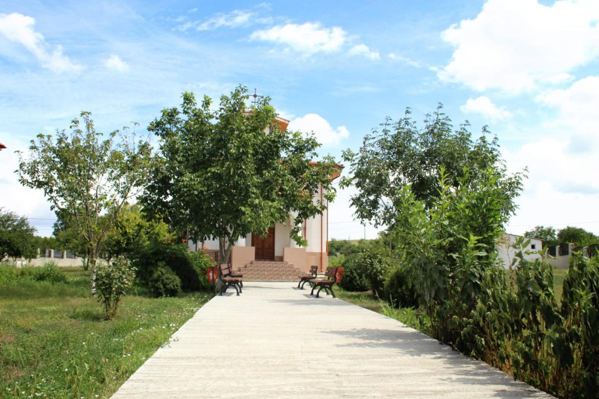 Activitate de cercetare a reprezentanților Centrului Cultural Judeţean Constanţa ,,Teodor T. Burada”, în satul Piatra Activitate de cercetare a reprezentanților Centrului Cultural Judeţean Constanţa ,,Teodor T. Burada”, în satul Piatra