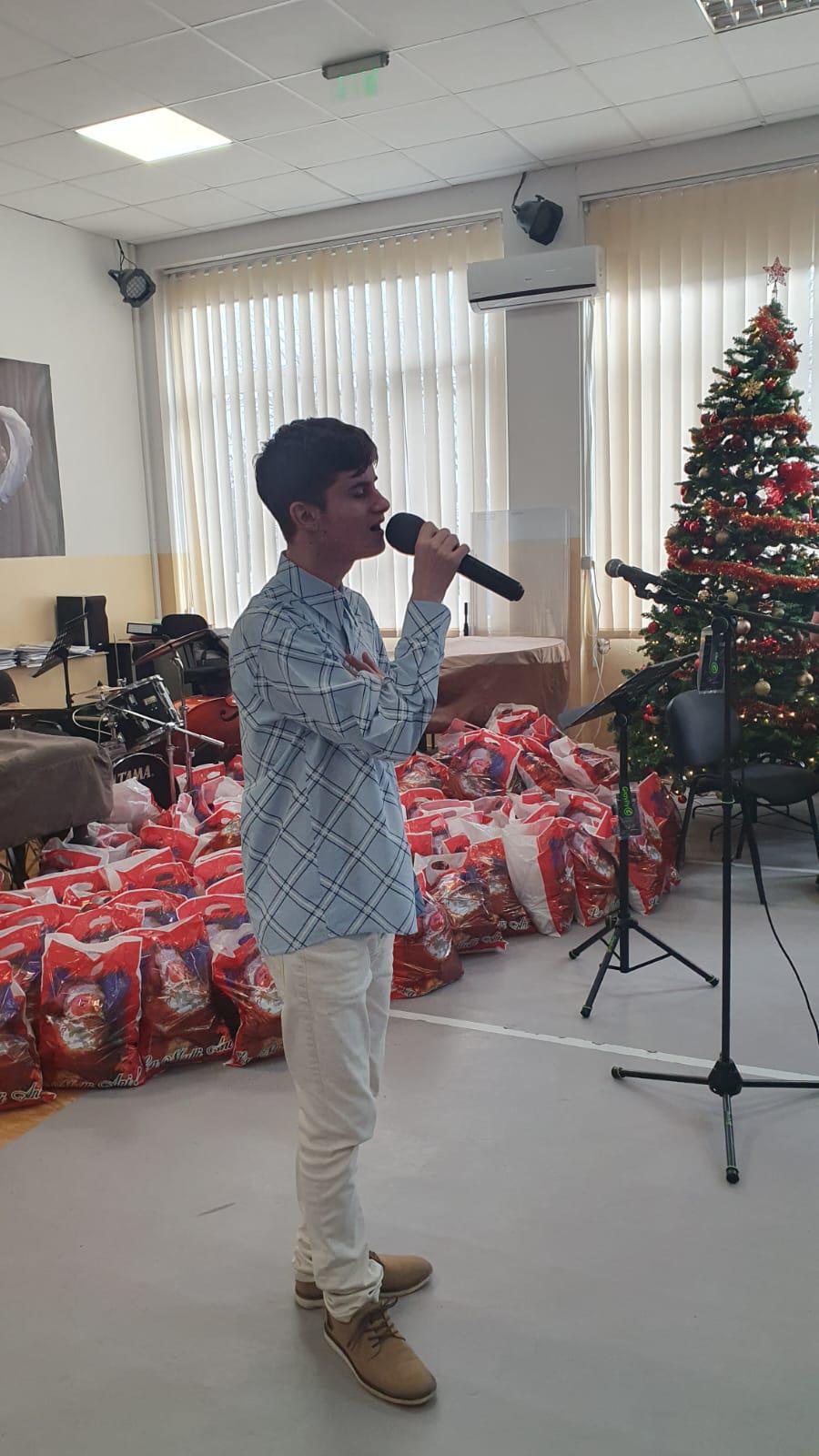 ,,Tradiții și obiceiuri de Crăciun și Anul Nou" – proiect socio-cultural al Centrului Cultural Județean Constanța ,,Teodor T. Burada" ,,Tradiții și obiceiuri de Crăciun și Anul Nou" – proiect socio-cultural al Centrului Cultural Județean Constanța ,,Teodor T. Burada"