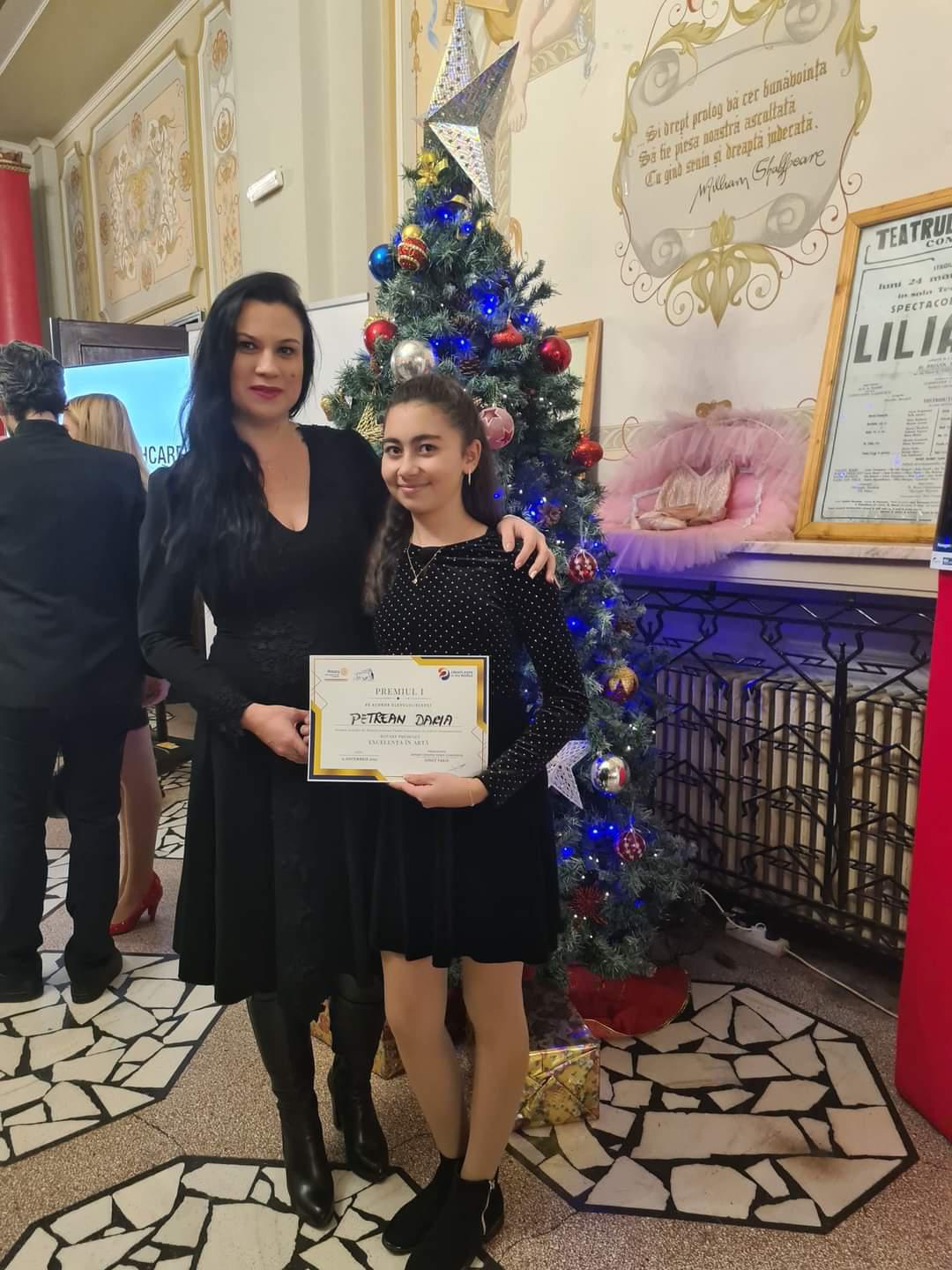 Zece cursanți ai Centrului Cultural Județean Constanța ,,Teodor T. Burada’’, premiați în cadrul Galei ,,Rotary Premiază Excelența’’ Zece cursanți ai Centrului Cultural Județean Constanța ,,Teodor T. Burada’’, premiați în cadrul Galei ,,Rotary Premiază Excelența’’