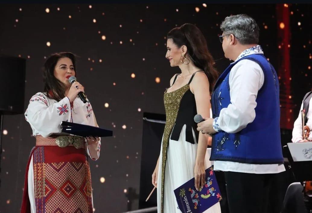 Festivalul Național al Cântecului și Dansului Popular Românesc „Mamaia” 2024 își desemnează, în această seară, câștigătorii! Festivalul Național al Cântecului și Dansului Popular Românesc „Mamaia” 2024 își desemnează, în această seară, câștigătorii!