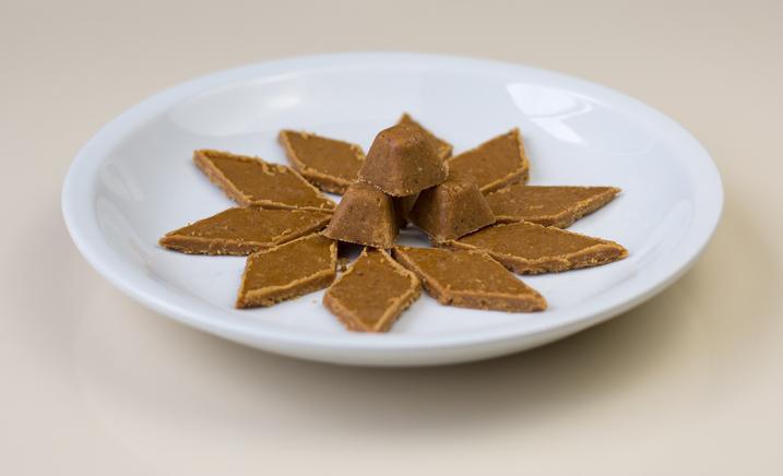 BESAN LADOO (biscuits indiens) BESAN LADOO (biscuits indiens)