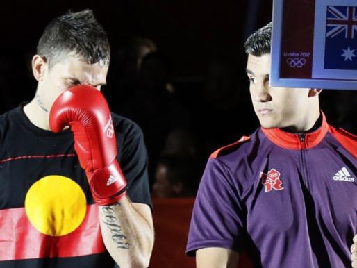 Damen HOOPER arborant le drapeau aborigène sur son tee-shirt. PH/DR