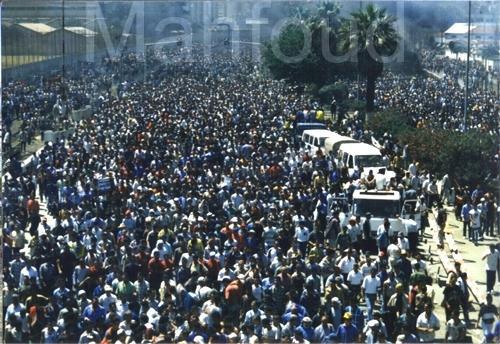 La Kabylie marche sur Alger, capitale du crime, de l'usurpation et du négationnisme identitaire. (PH/DR)