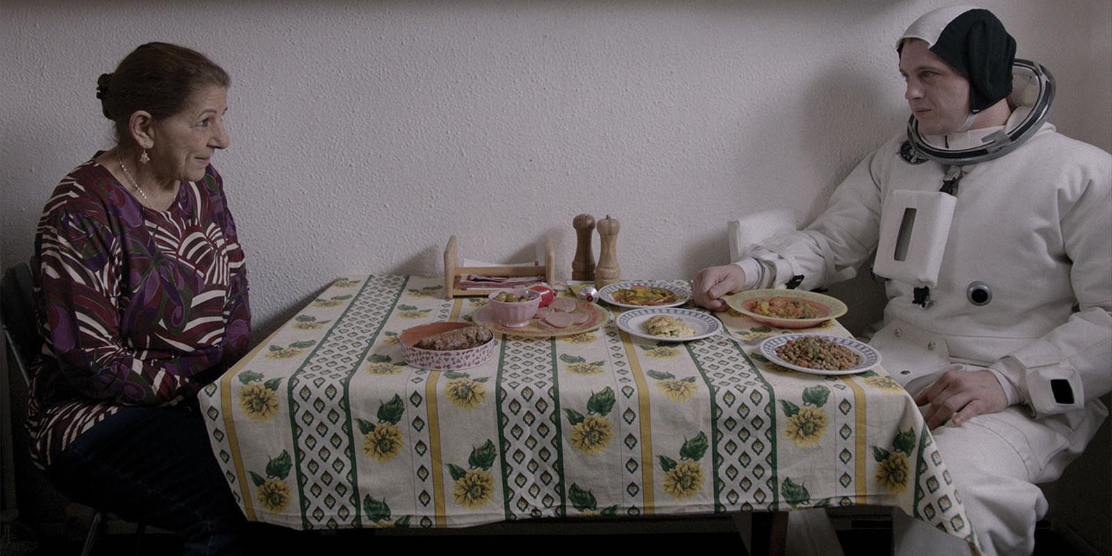 Tassadit Mandi, en 2015, dans "Asphalte", de Samuel Benchetrit (PH/DR)