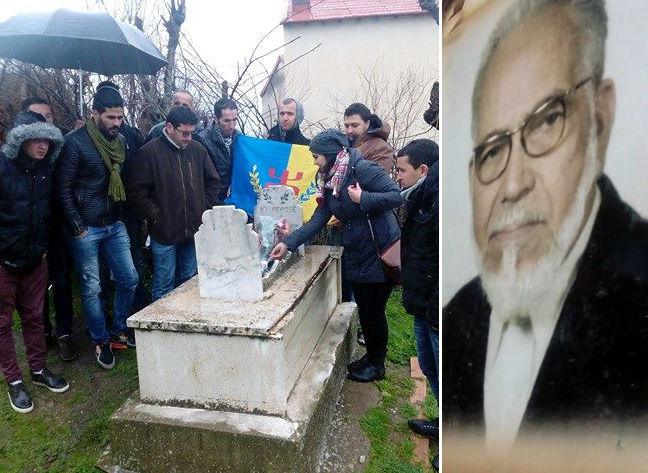 Une délégation du MAK-Anavad se reccueille sur la tombe de Muḥend Ameqqran Khélifati