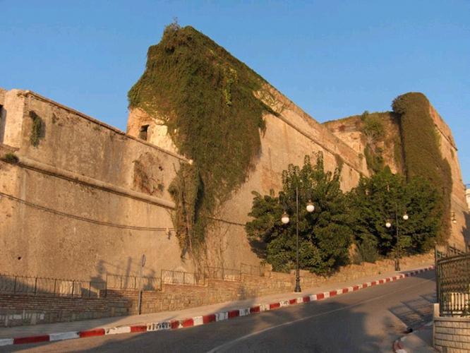La Façade avant qu'elle ne soit touchée par l'entreprise de "restauration" agrémentéa par le ministère algérien de la culture (PH/DR)