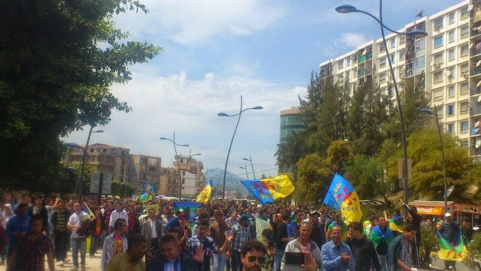 20 avril 2015, en route pour la première levée du drapeau kabyle sur le territoire kabyle