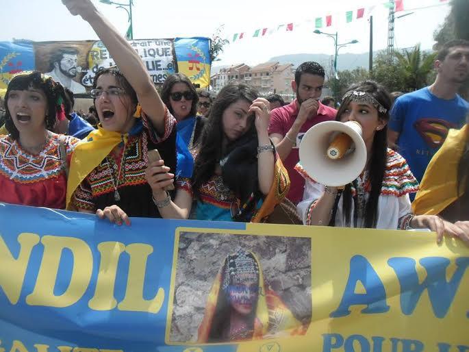 Amitié et solidarité entre les femmes d'Ecosse et de Kabylie