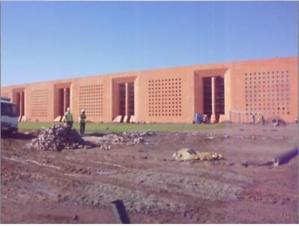 أياما قليلة قبل تدشينها من طرف الملك محمد السادس جامعة بوليتكنيك بابن جرير تغرق في السيول