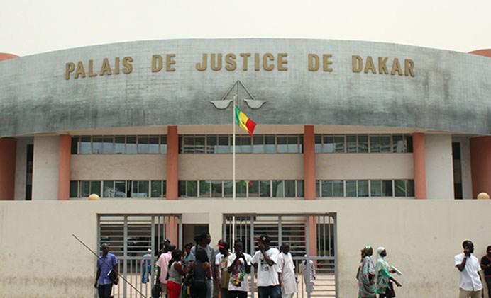 Le procureur Rokhaya Dione et Me Ameth Fall échangent des propos aigres-doux