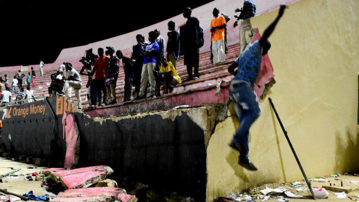 Un mouvement de foule fait plus d'une dizaine de morts au stade Demba Diop de Dakar